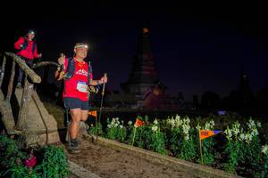 BIB: 352
                            <button type="button" onclick="openModal(19243170)" class="btn btn-primary btn-sm float-right btn-popup" data-toggle="modal" data-target=".modal-high-quality">
                        <i class="fas fa-shopping-cart"></i> Add to Cart
                    </button>
                                            <button type="button" onclick="isThisMe(19243170, true)" class="btn btn-success btn-sm float-right btn-popup btn-isme hidden" data-toggle="tooltip" data-placement="bottom" title="นี่คือรูปของคุณใช่ไหม คลิกที่นี่เพื่อเอาเข้าอัลบั้ม">
                        <i class="fas fa-plus"></i> Add to album
                    </button>
                    <button type="button" onclick="isThisMe(19243170, false)" class="btn btn-warning btn-sm float-right btn-popup btn-isnotme hidden">
                        <i class="fas fa-ban"></i> Remove from album
                    </button>